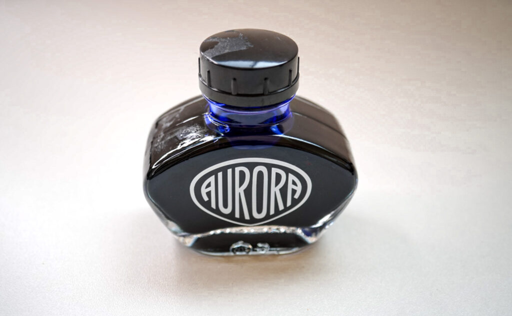 Auroraのインクボトル写真