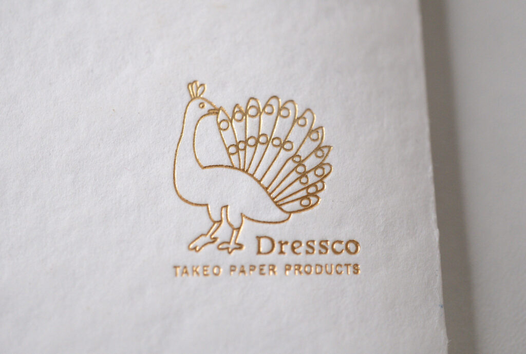 Dressco オニオンスキンペーパーノート表紙の金箔押し。
