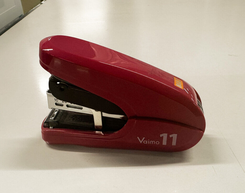 会社で使っているVaimo 11。分厚い資料もスマートに綴じられる頼れる存在。
