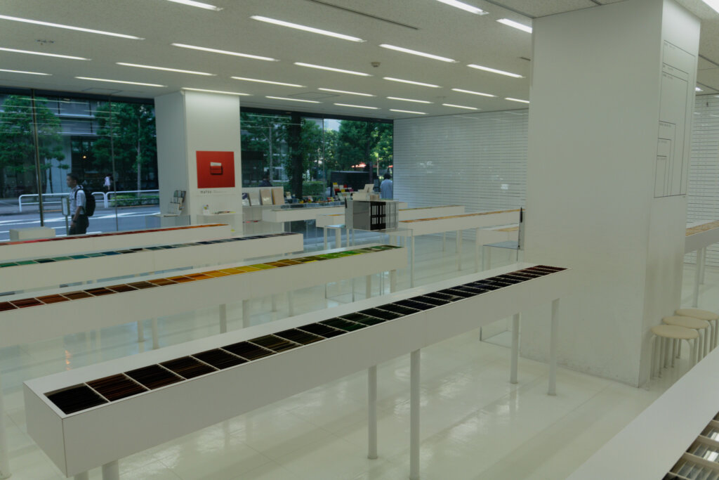 竹尾 見本帖本店 店内風景